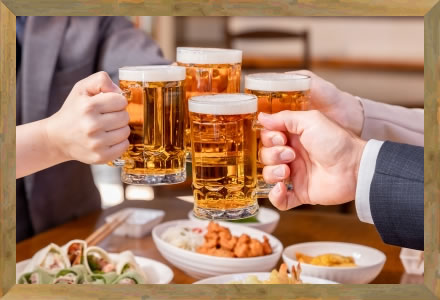 友人や同僚とのカジュアル飲み会